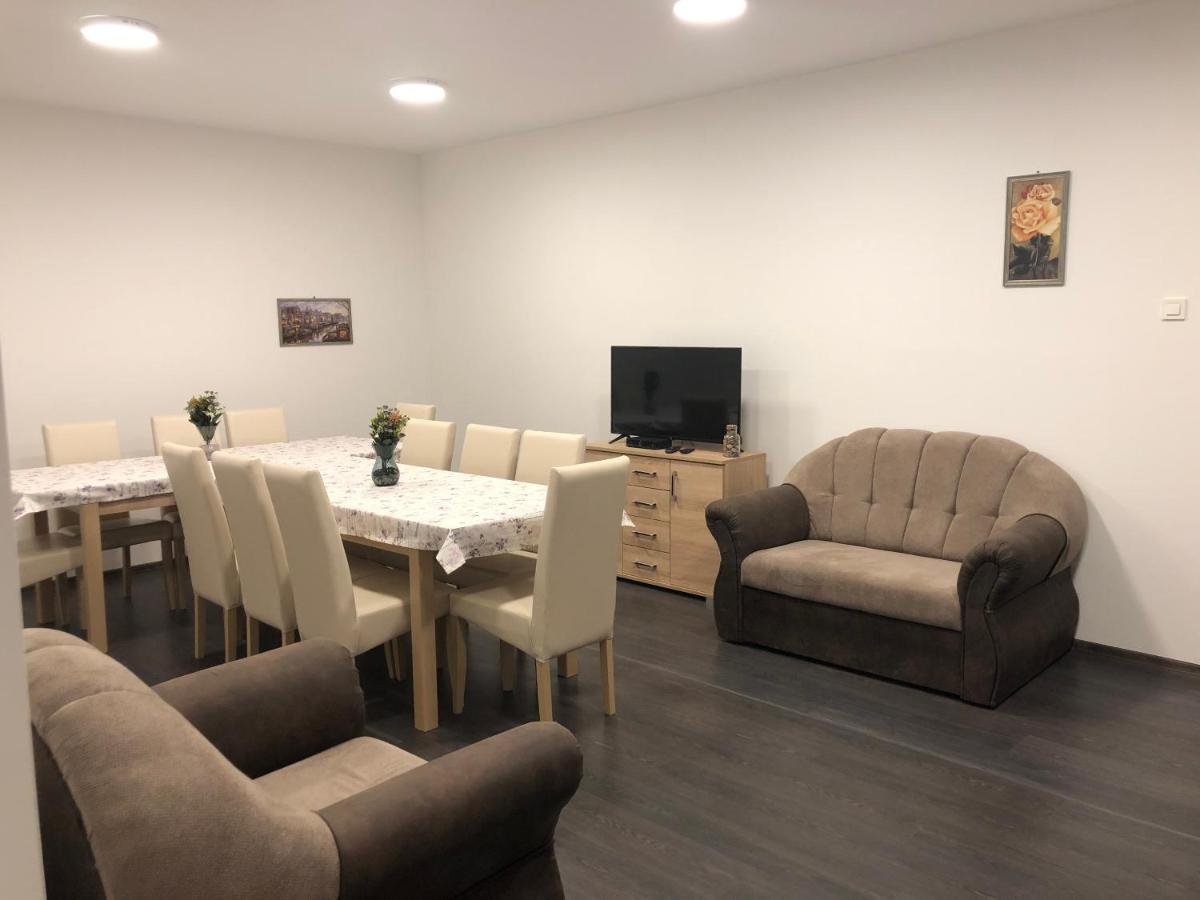 Lukacs Vendeghaz Hotel Erdohorvati Екстериор снимка